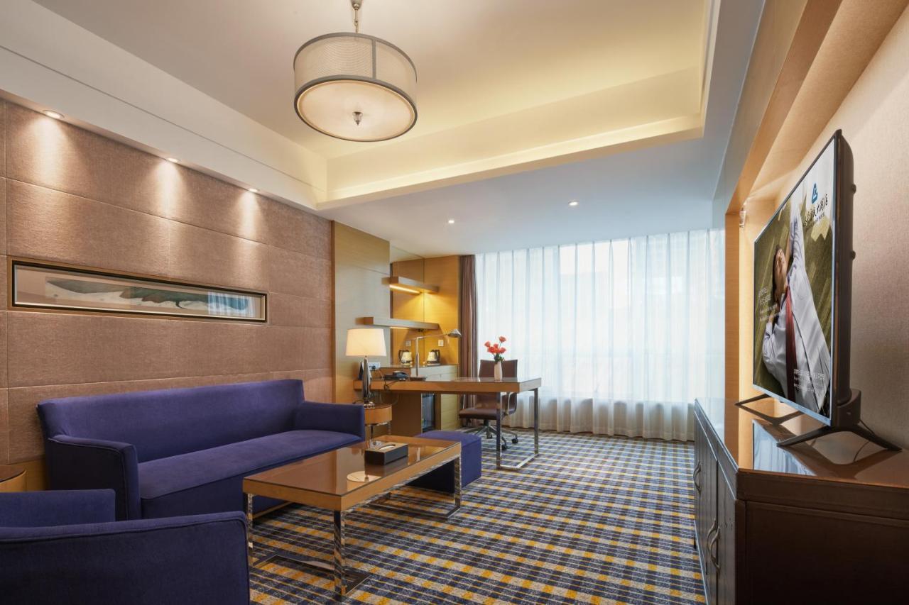 Yueyang Grand Skylight Hotel Exterior photo