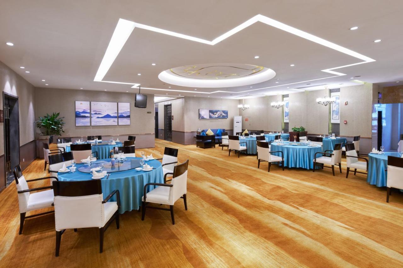 Yueyang Grand Skylight Hotel Exterior photo