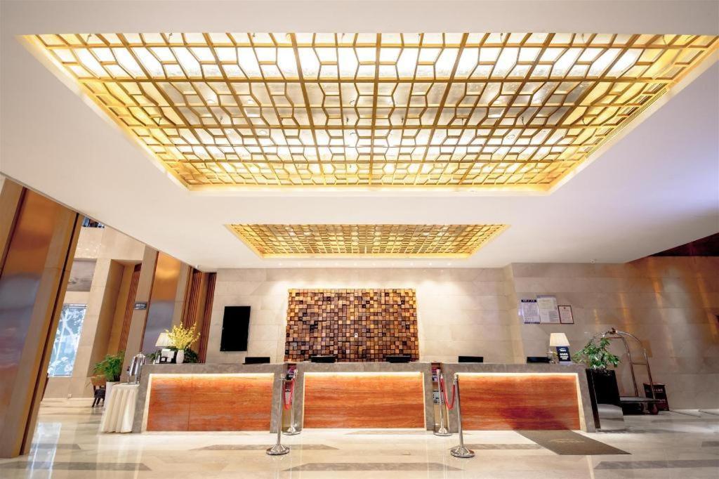 Yueyang Grand Skylight Hotel Exterior photo