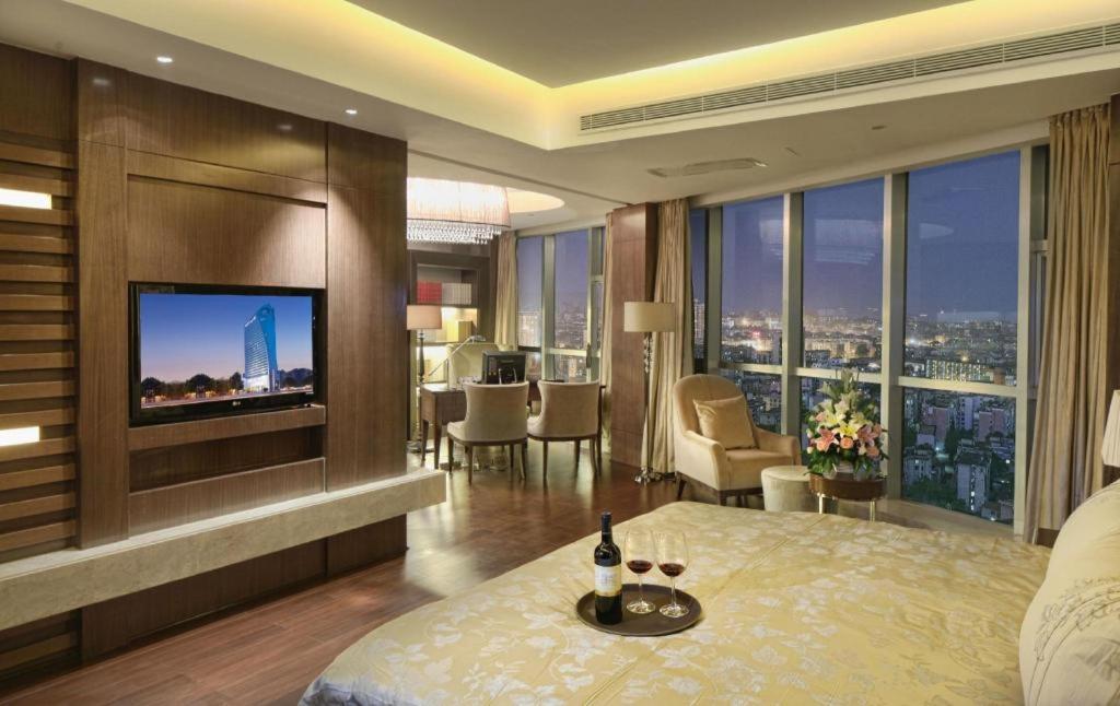 Yueyang Grand Skylight Hotel Exterior photo