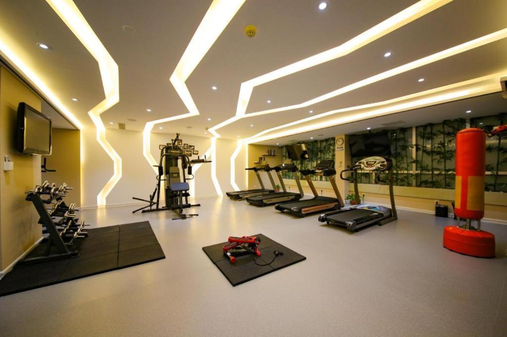 Yueyang Grand Skylight Hotel Exterior photo